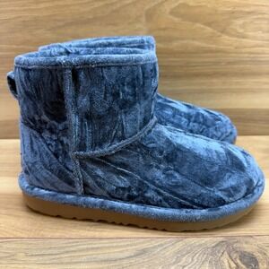 UGG Classic Mini Velvet Boots Girls Kids Size 3 Blue Shearling Fur Sherpa Cozy